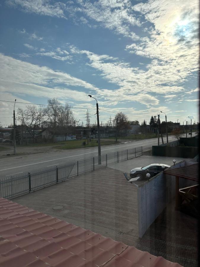 优利斯特酒店 伊万诺-弗兰科夫斯克 外观 照片